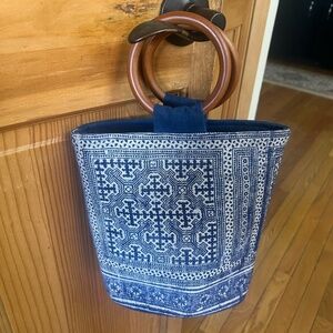 Brand NEW Blue/White Bucket Handbag